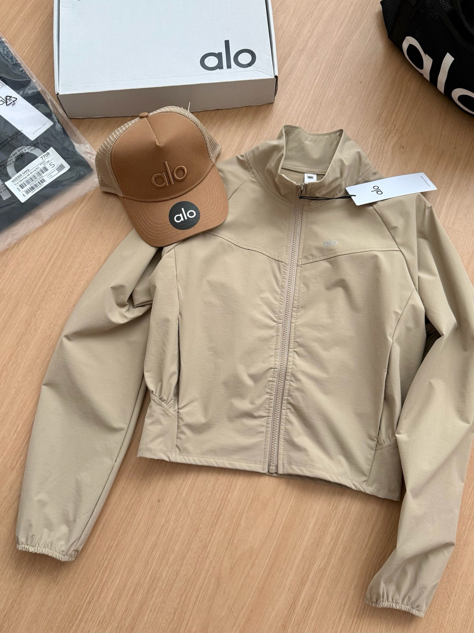A L O Lightweight Jackets