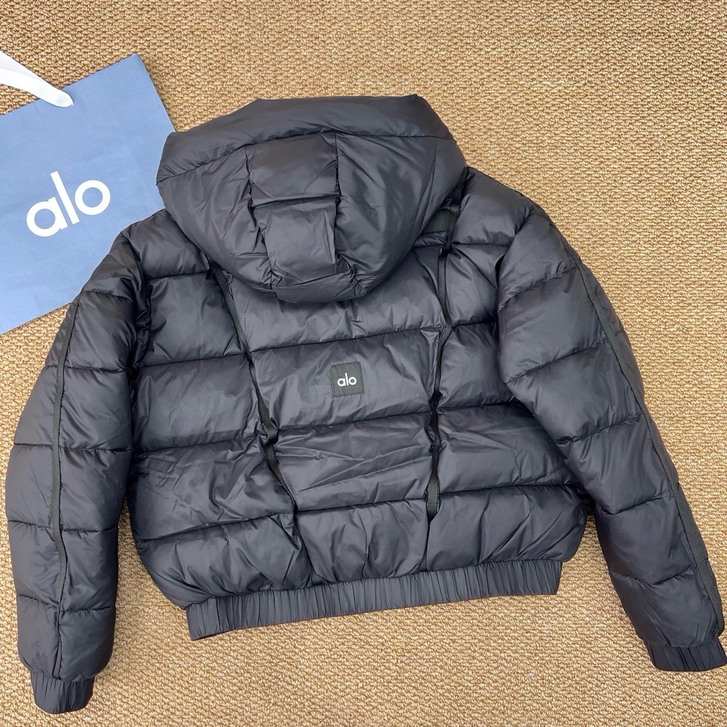 A L O Puffers - Detachable Hood