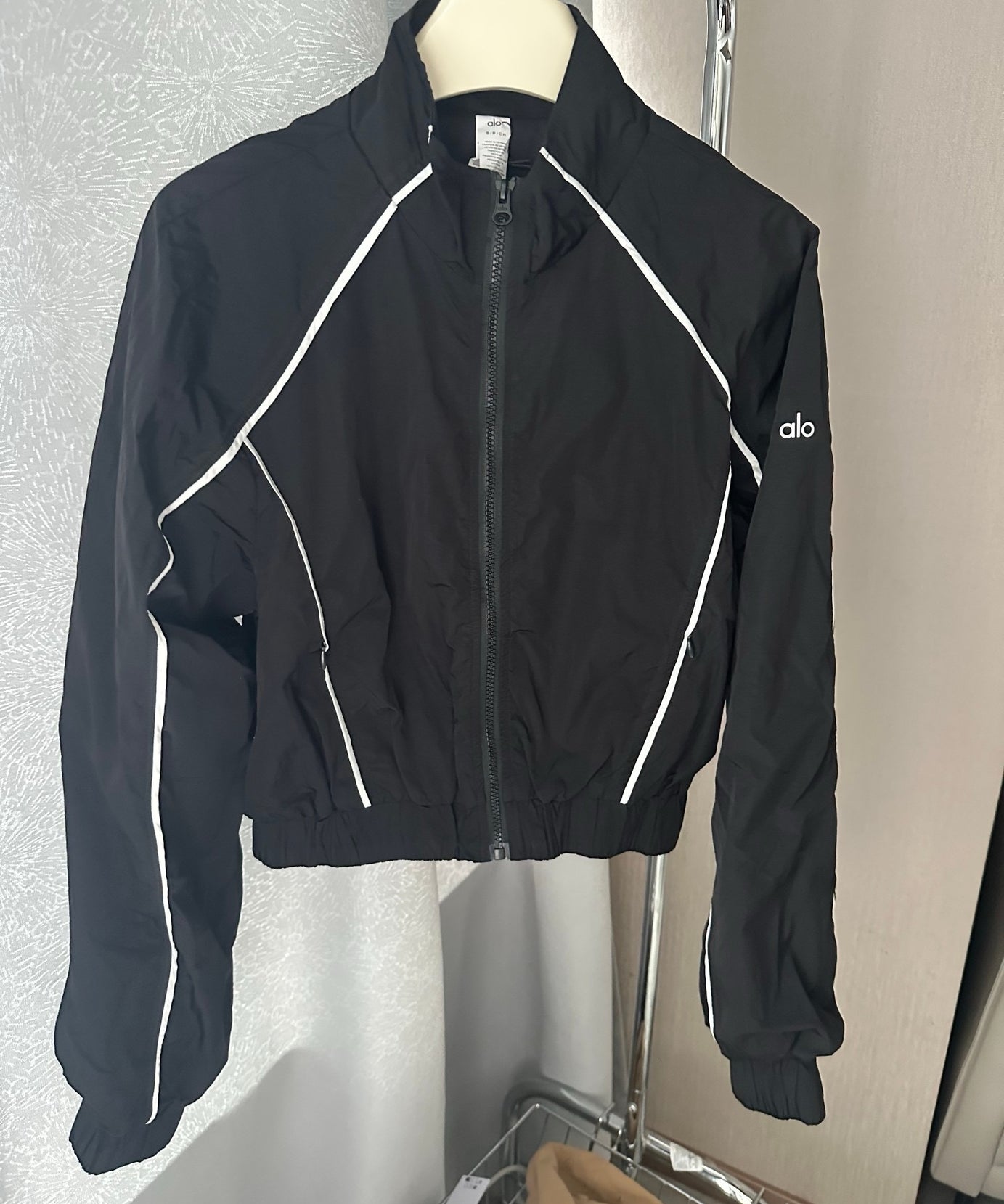 Black & White Jacket & Yoga Set