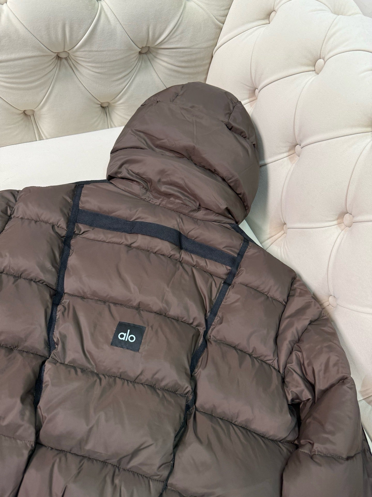 A L O Puffers - Detachable Hood