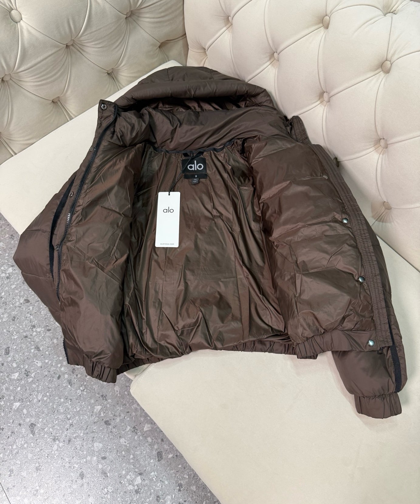 A L O Puffers - Detachable Hood