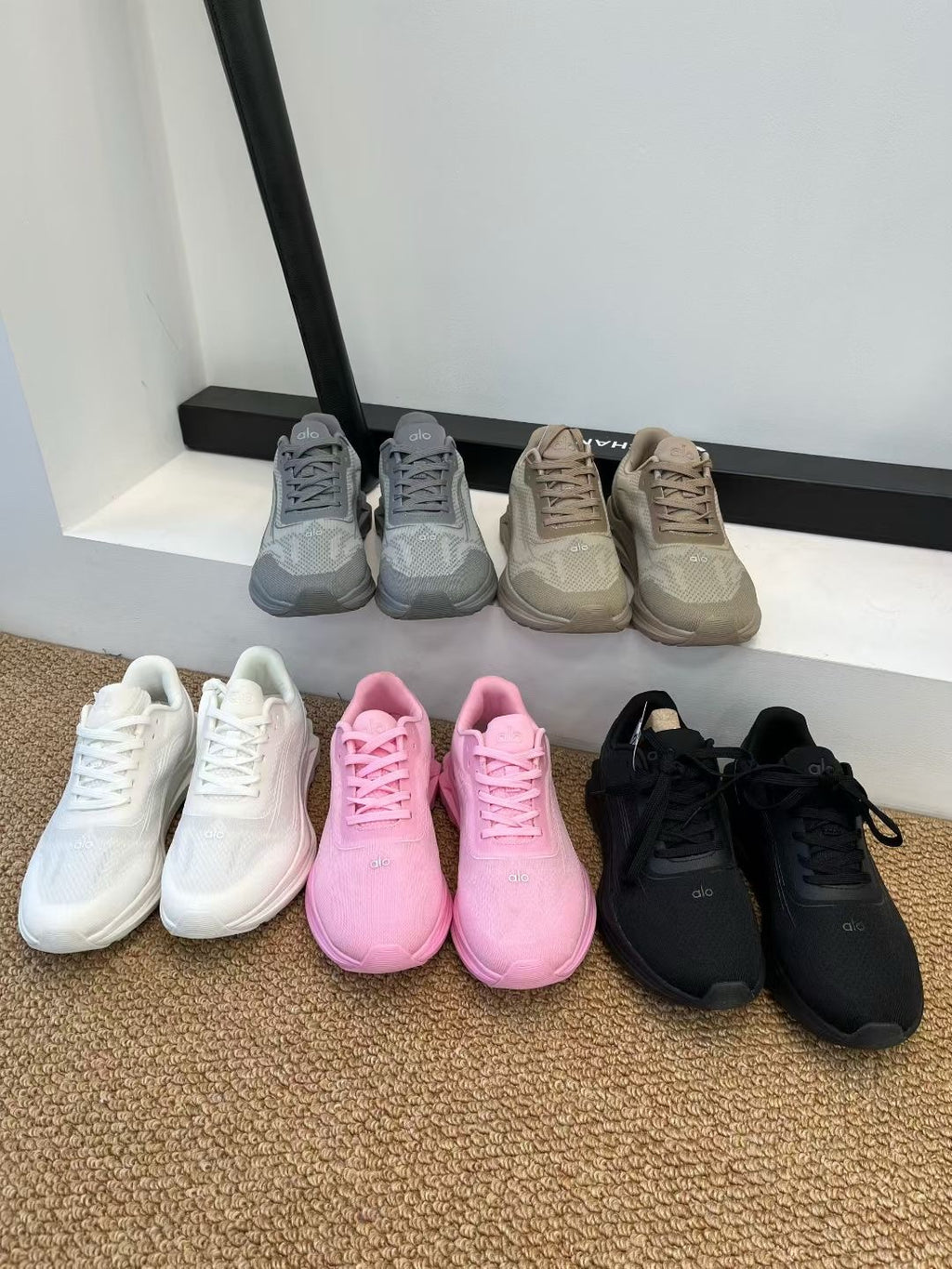 A L O Runners
