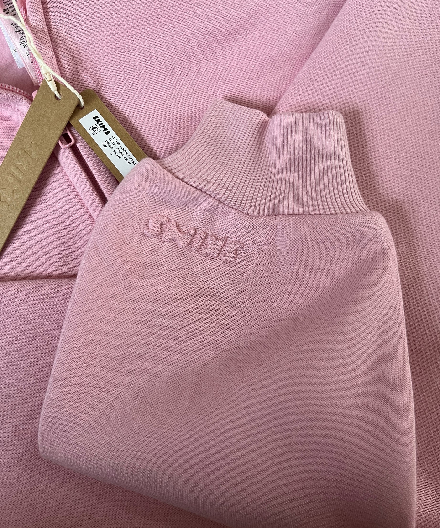 Tracksuits (Scroll down to description to see how to choose your style)