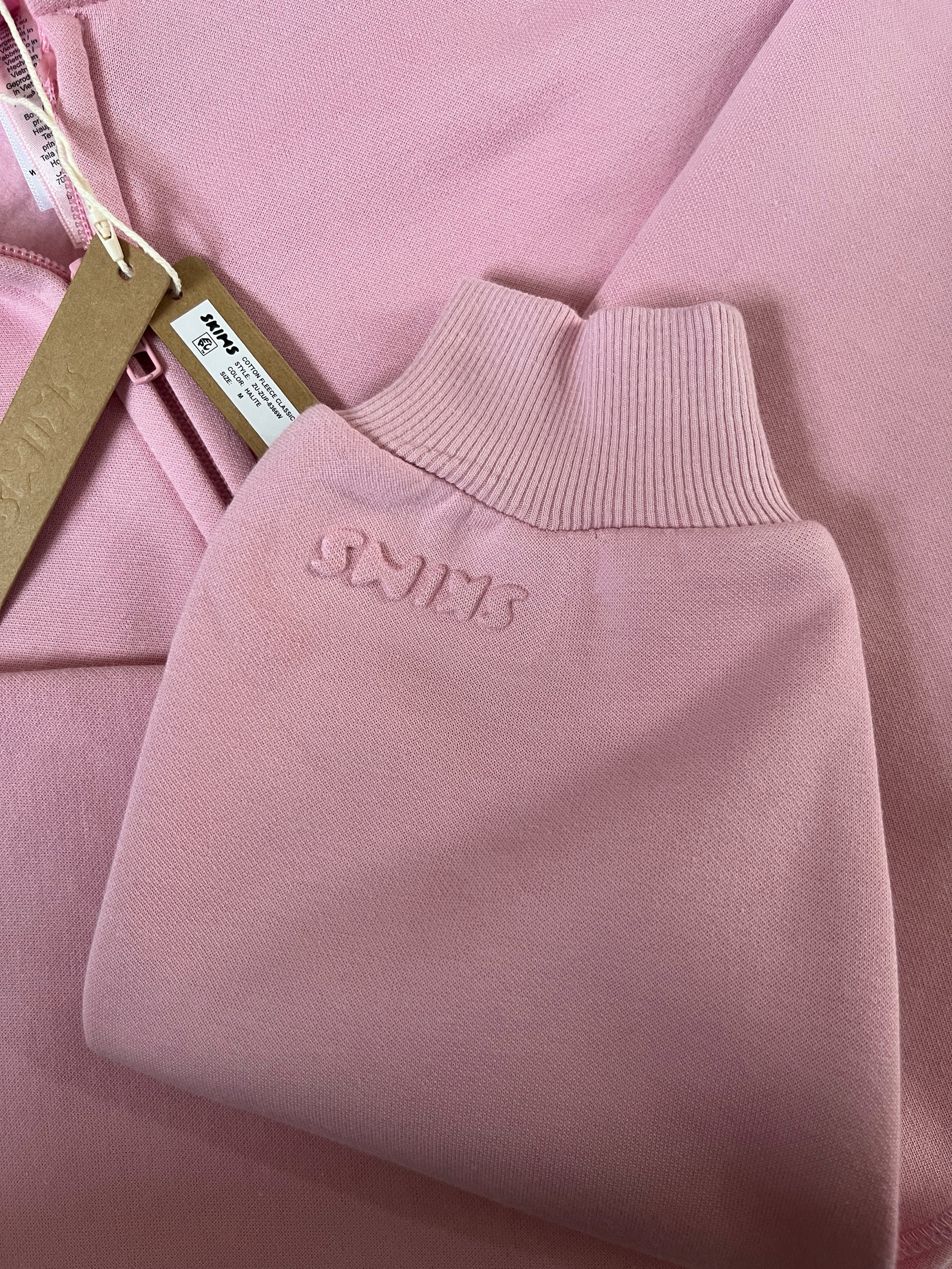 Tracksuits (Scroll down to description to see how to choose your style)
