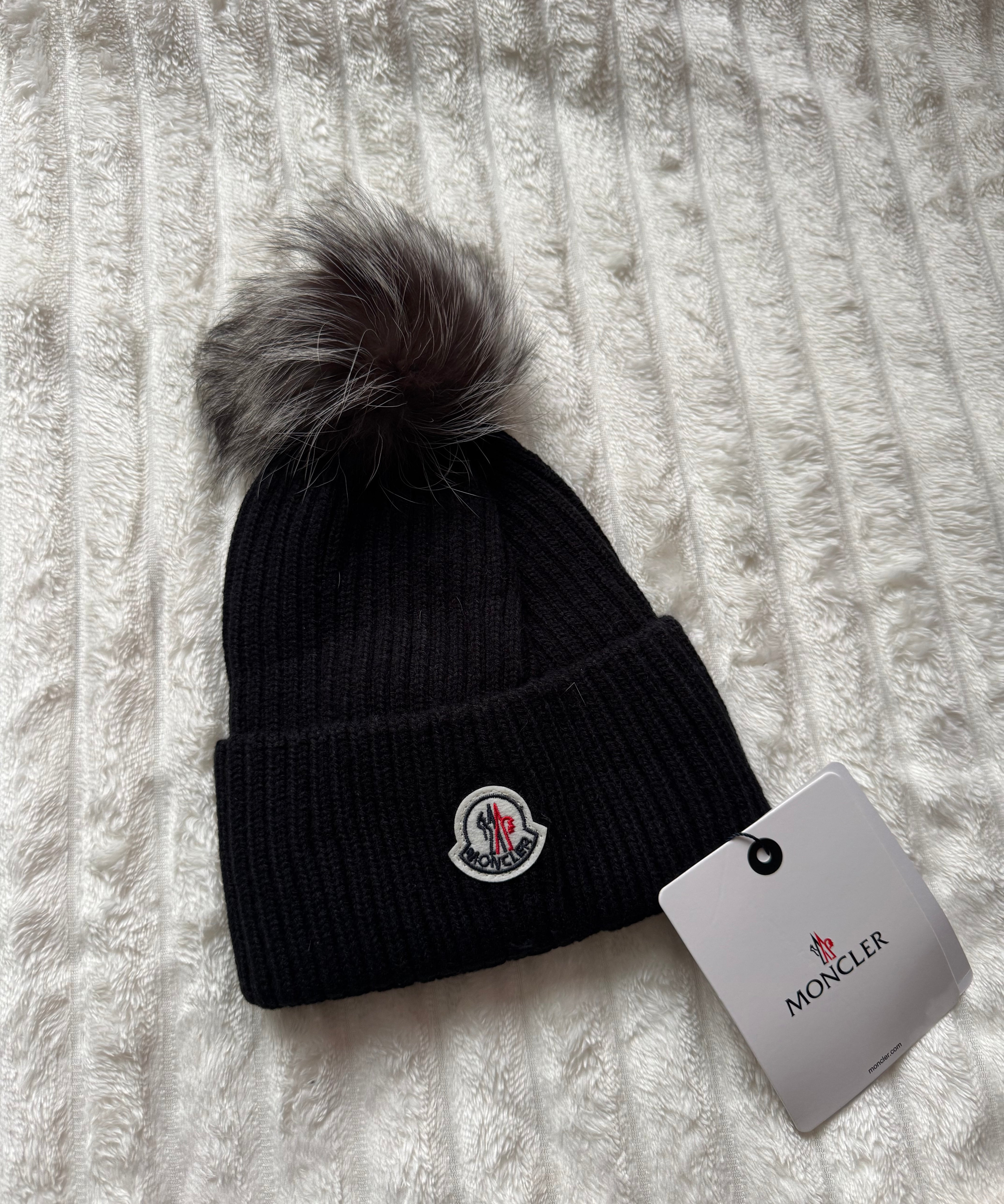 Black & Grey Bobble Hat
