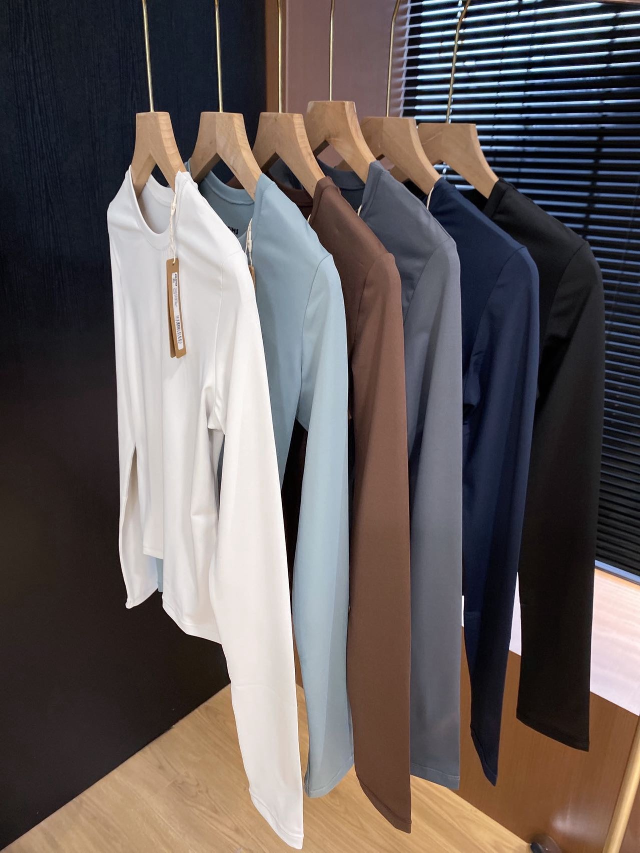 Skim Long Sleeve Tops