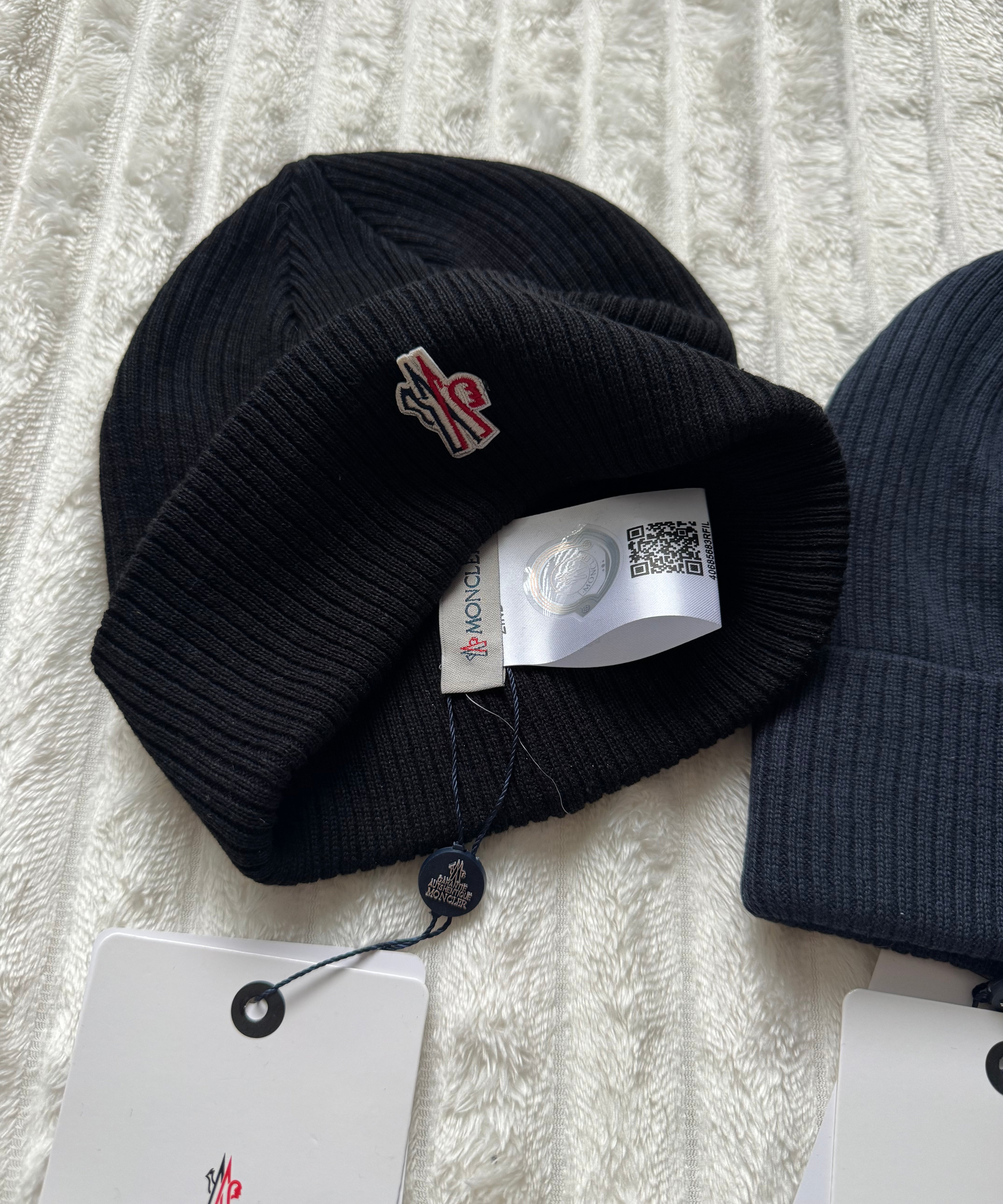 Grenoble Small Logo Hats