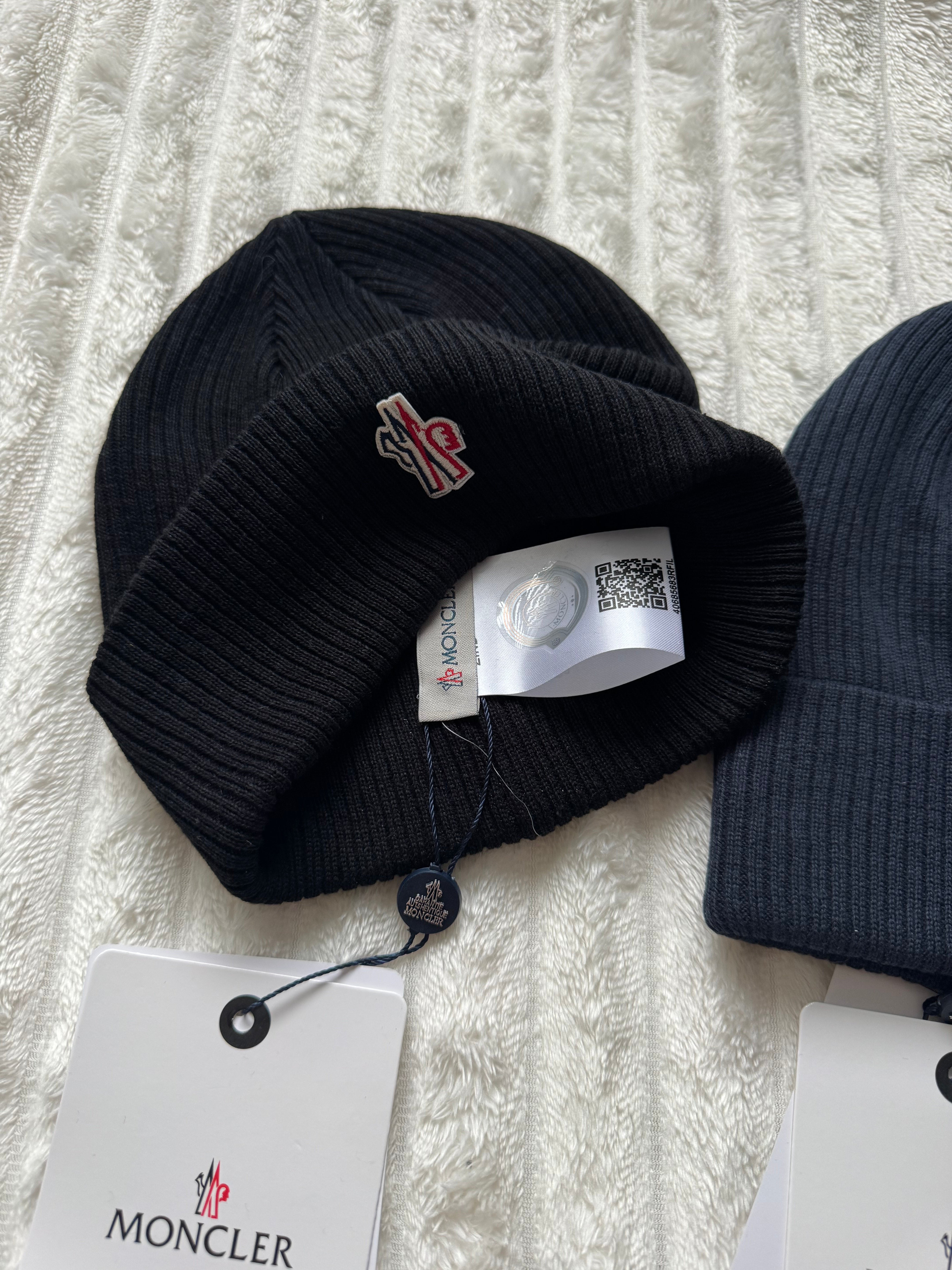 Grenoble Small Logo Hats