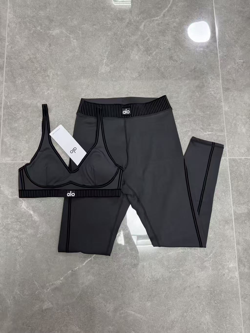Black Premium Yoga Leggings Sets (7/8 Length Leggings)