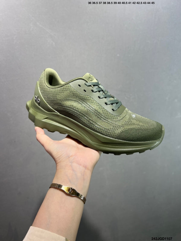 A L O Runners