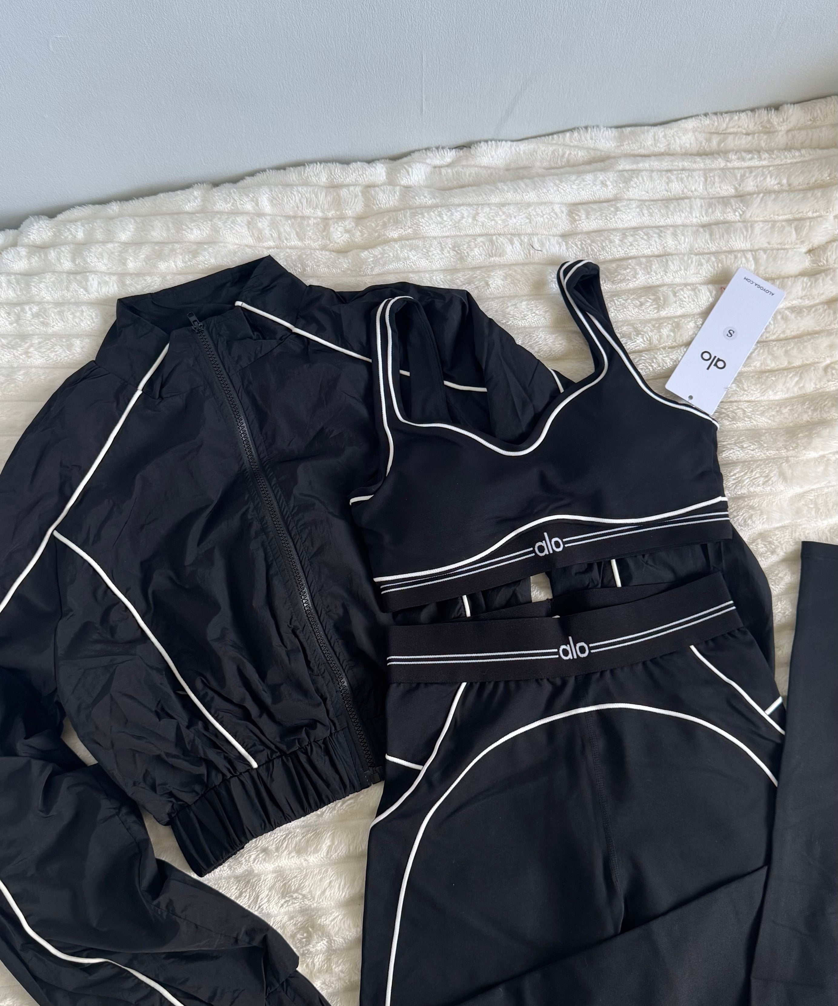 Black & White Jacket & Yoga Set