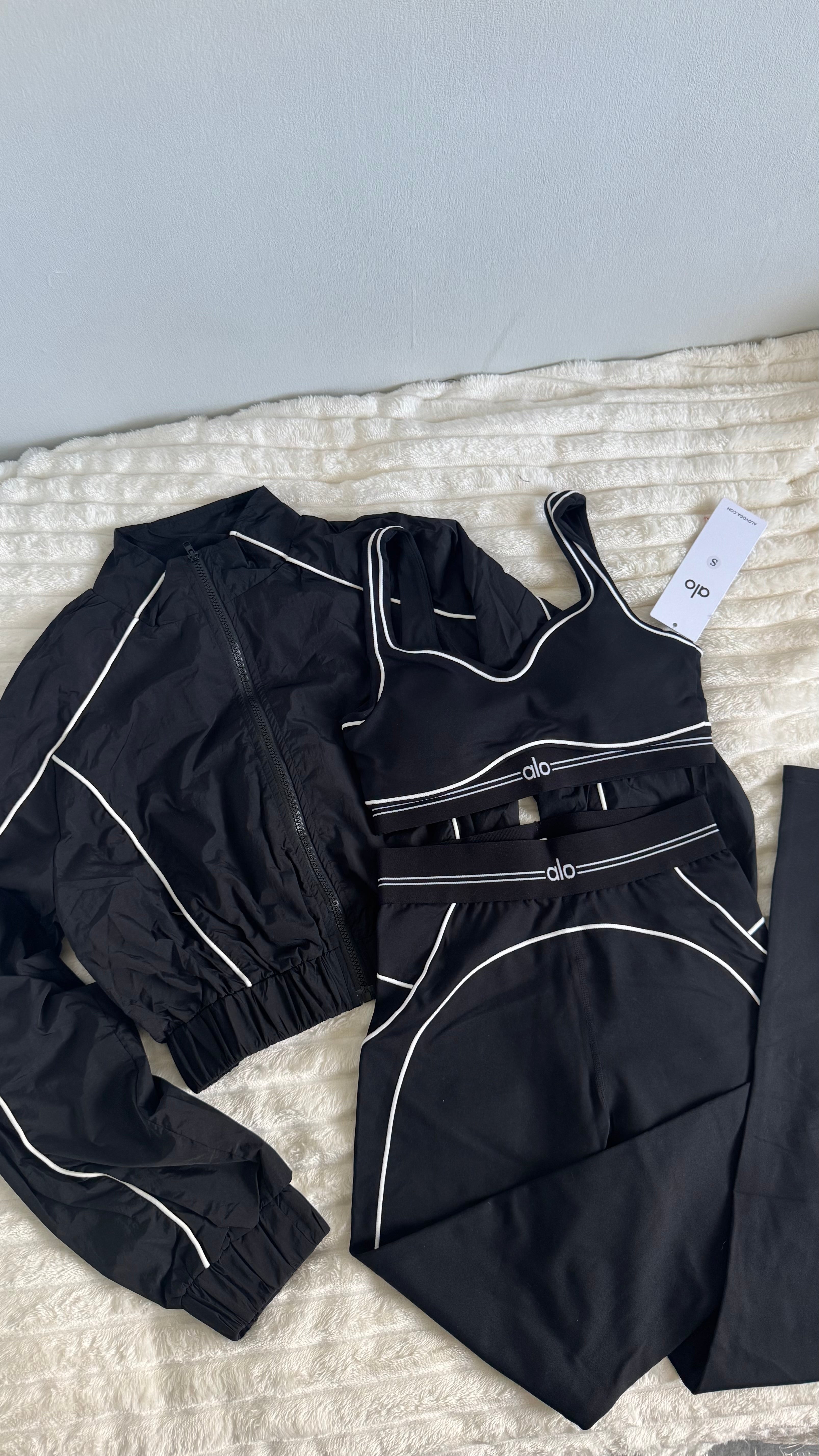 Black & White Jacket & Yoga Set