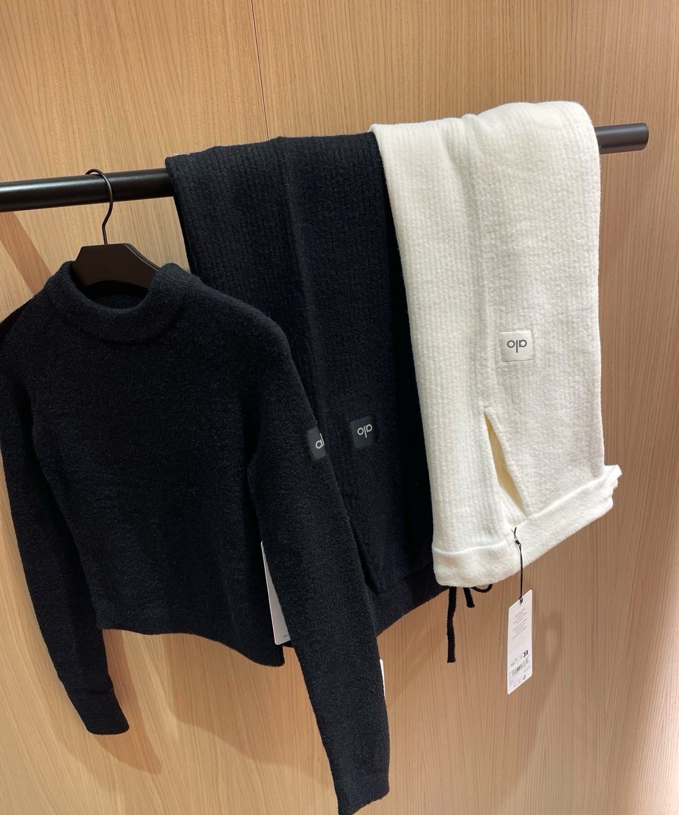 Black A L O Bundle (Scroll down for description)