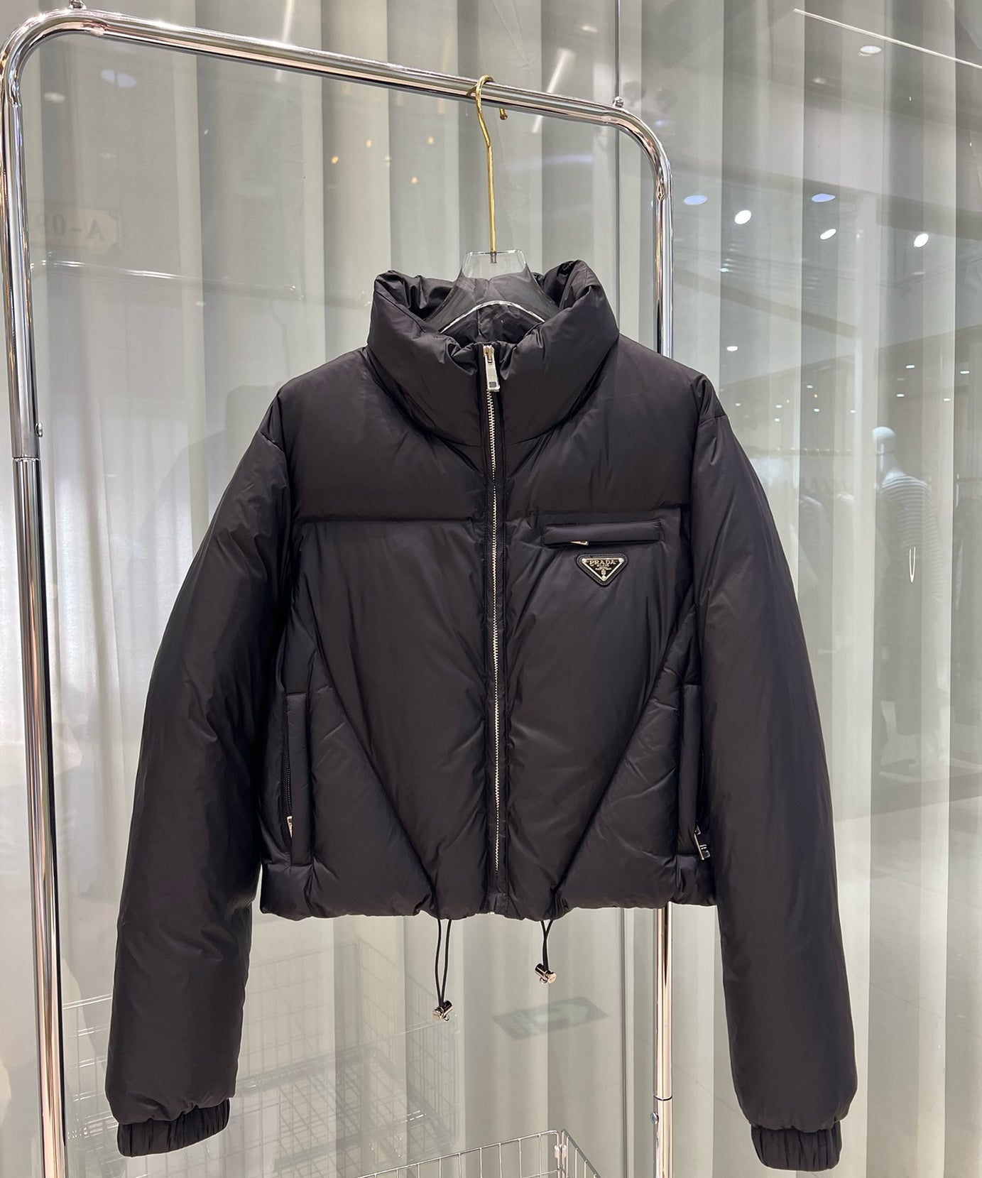 Short Milano Black Puffer