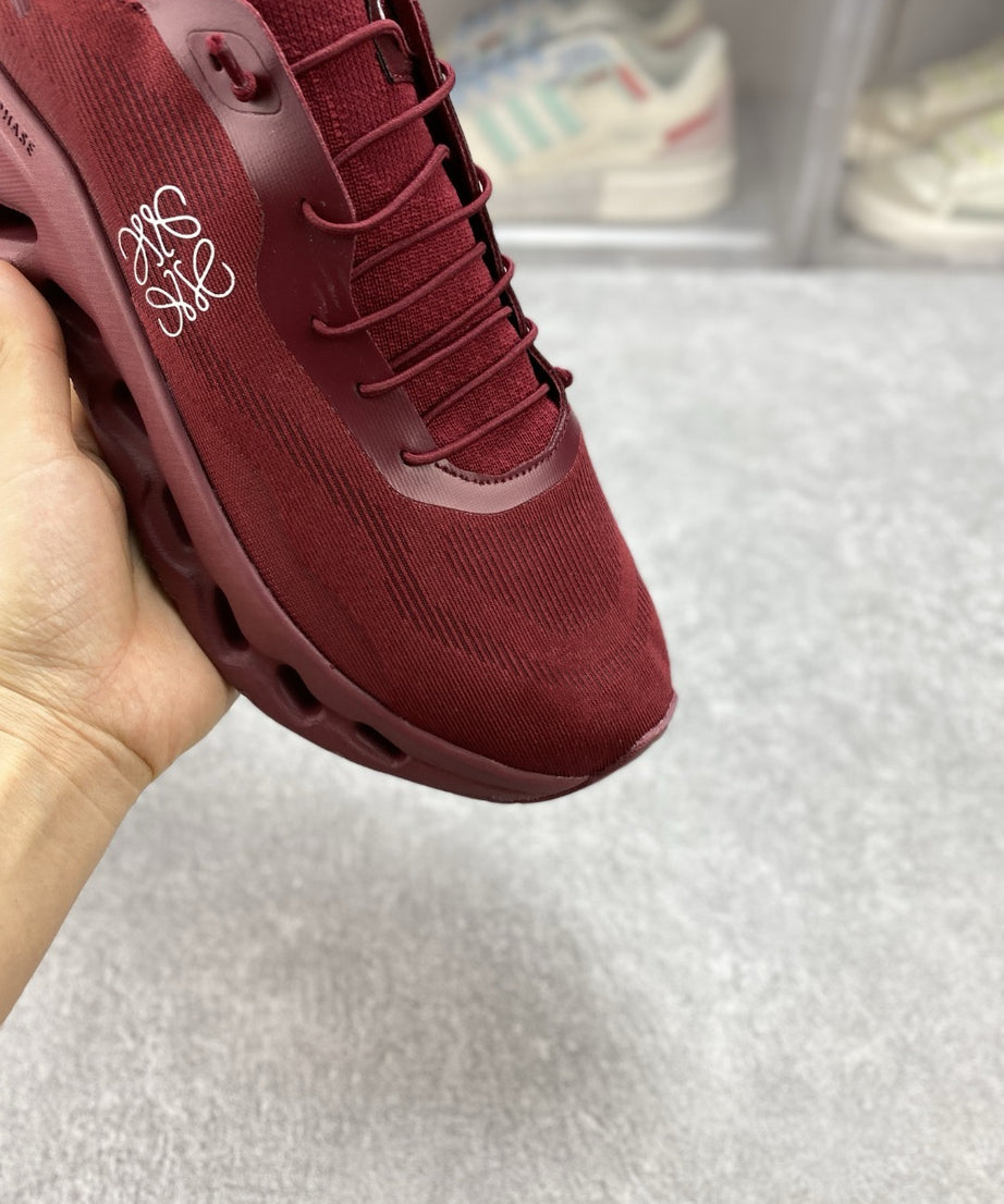 Burgundy Red On’s