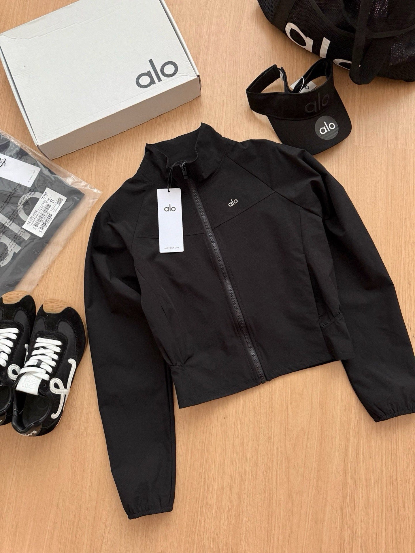 Black A L O Bundle (Scroll down for description)