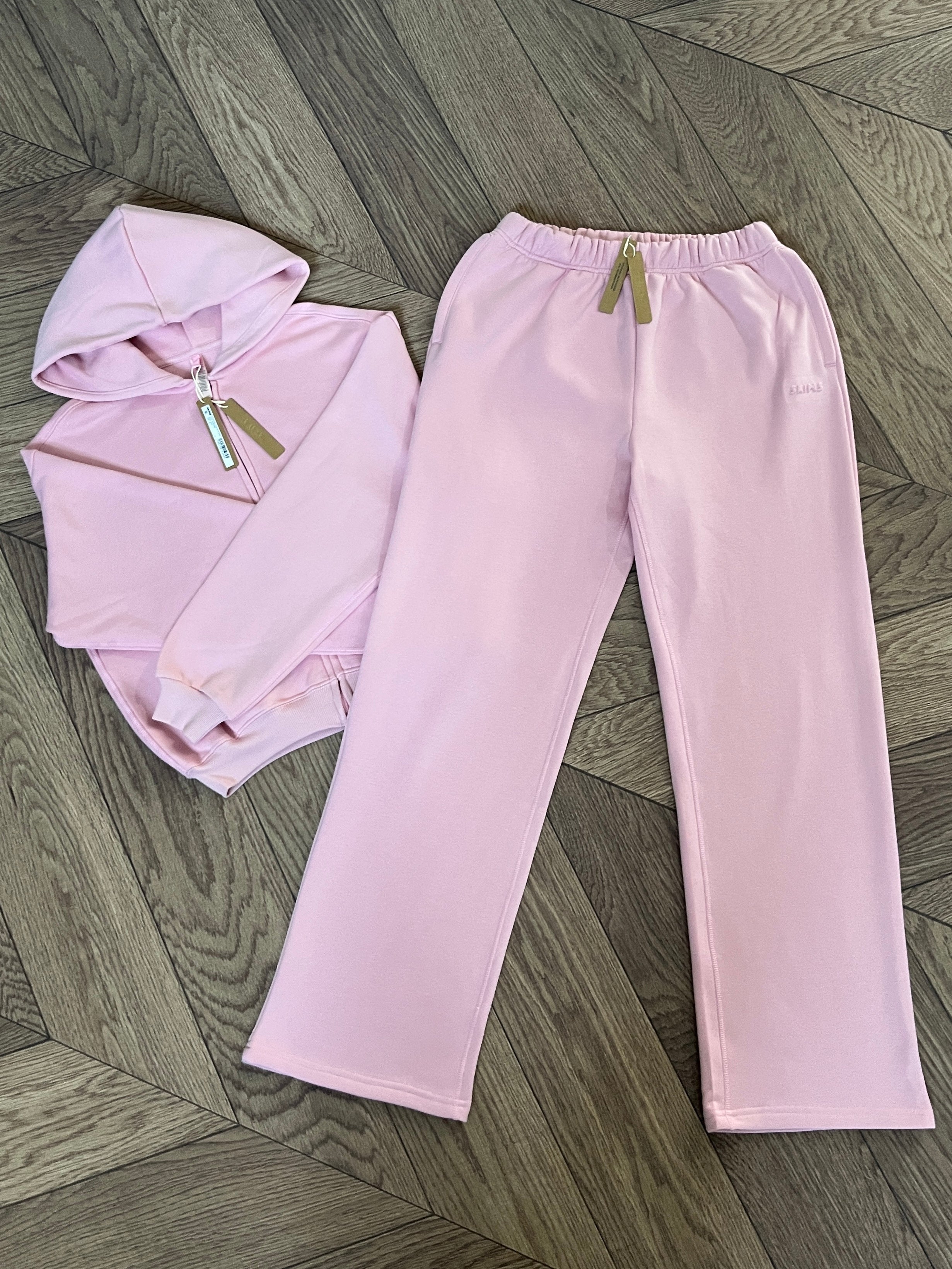 Tracksuits (Scroll down to description to see how to choose your style)
