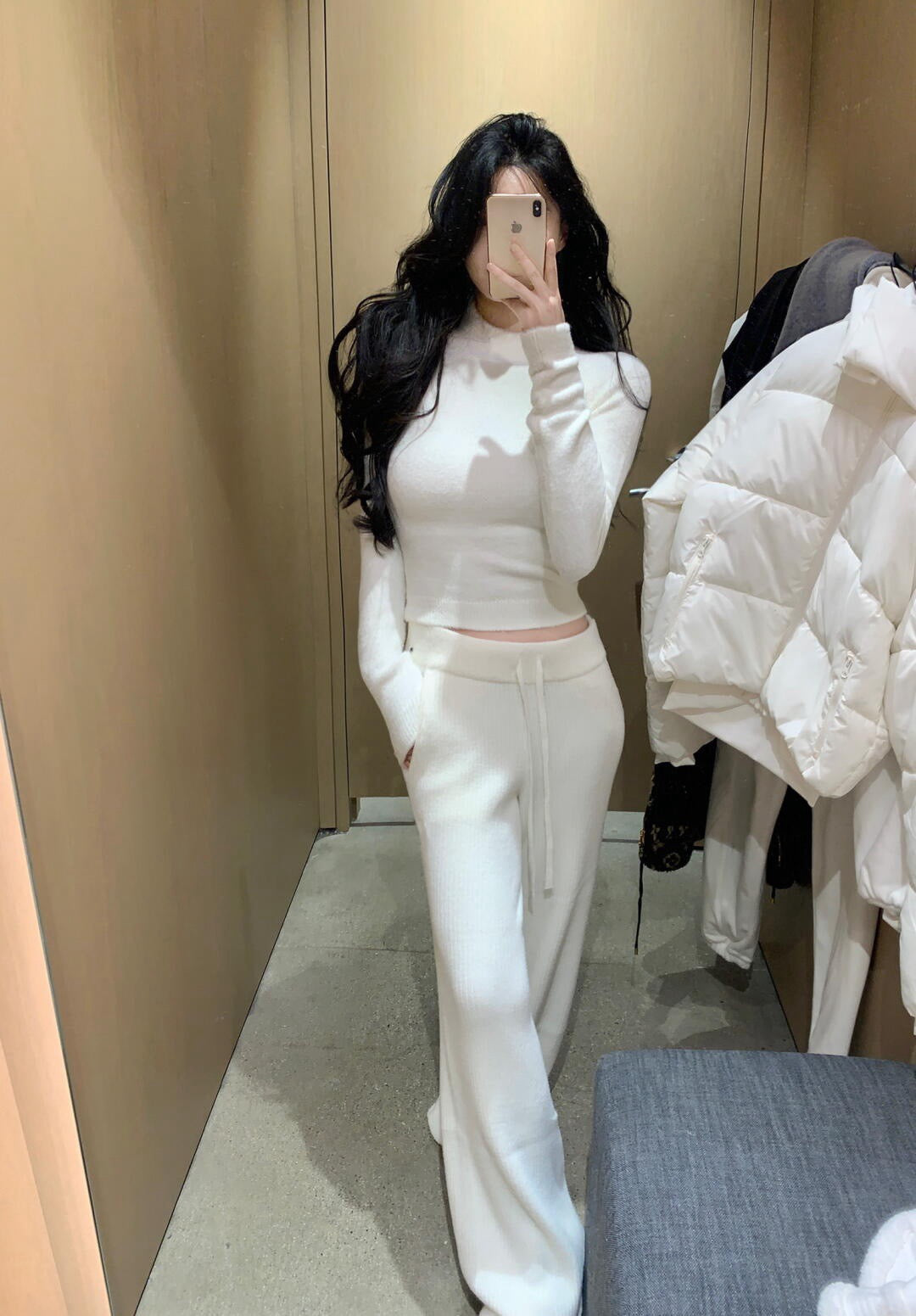 A L O Cosy tracksuit