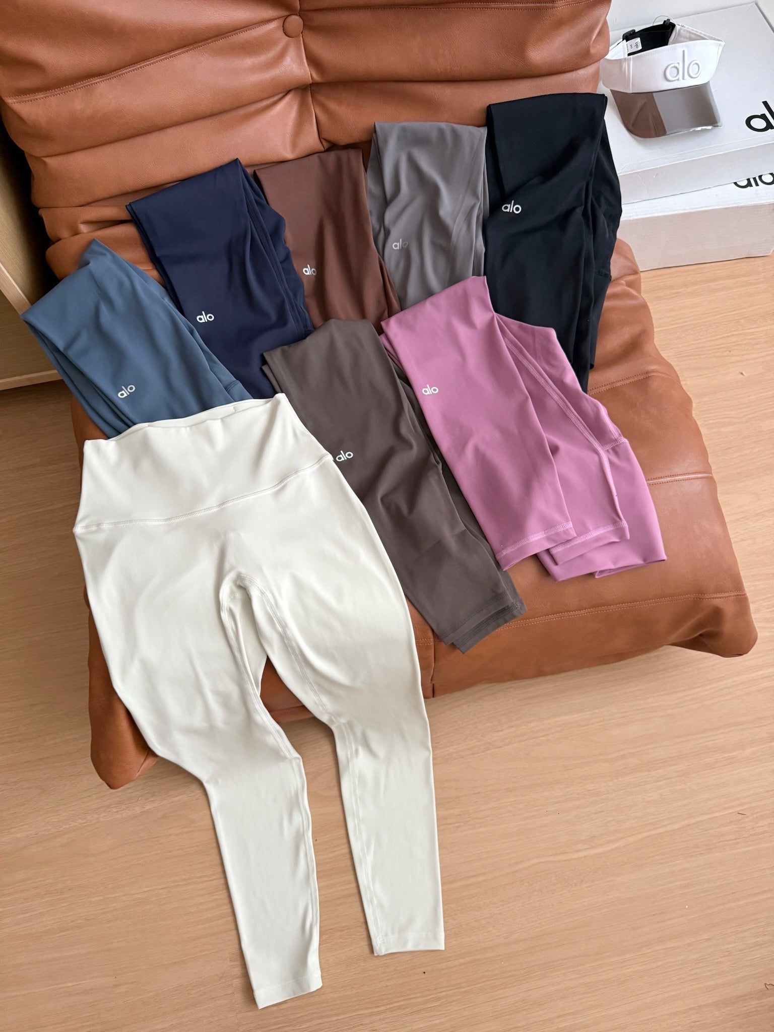 A L O Leggings (Write colour in notes section)