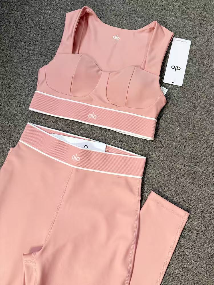 Premium Yoga Sets (5 Colours)