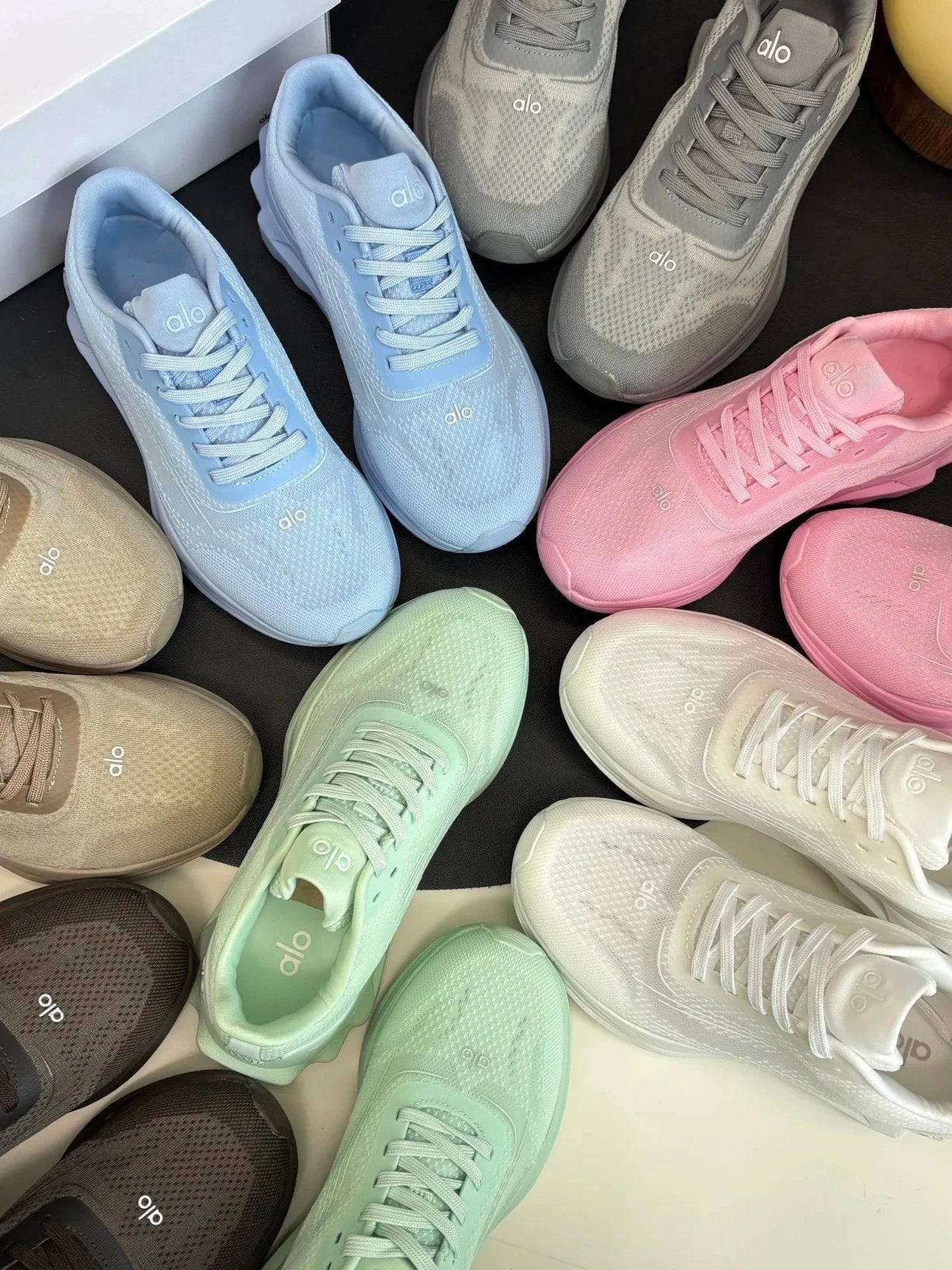 A L O Runners