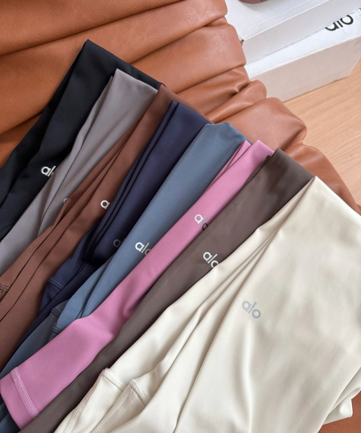 A L O Leggings (Write colour in notes section)