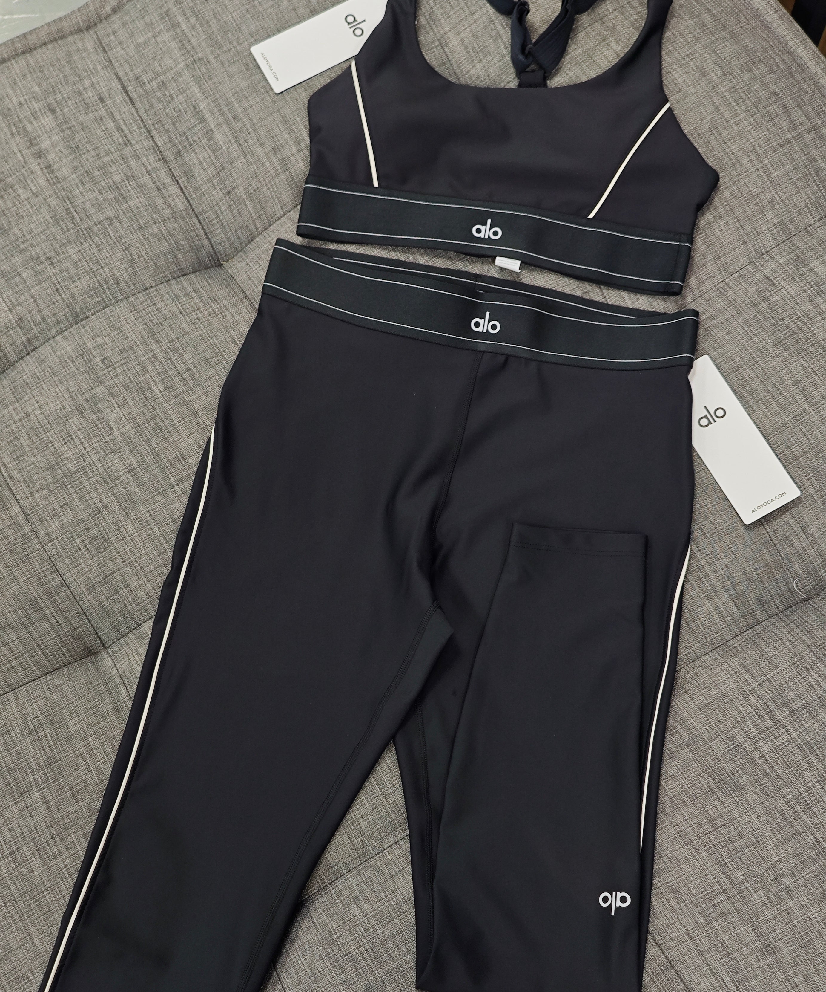 Sports Bra & Leggings Sets