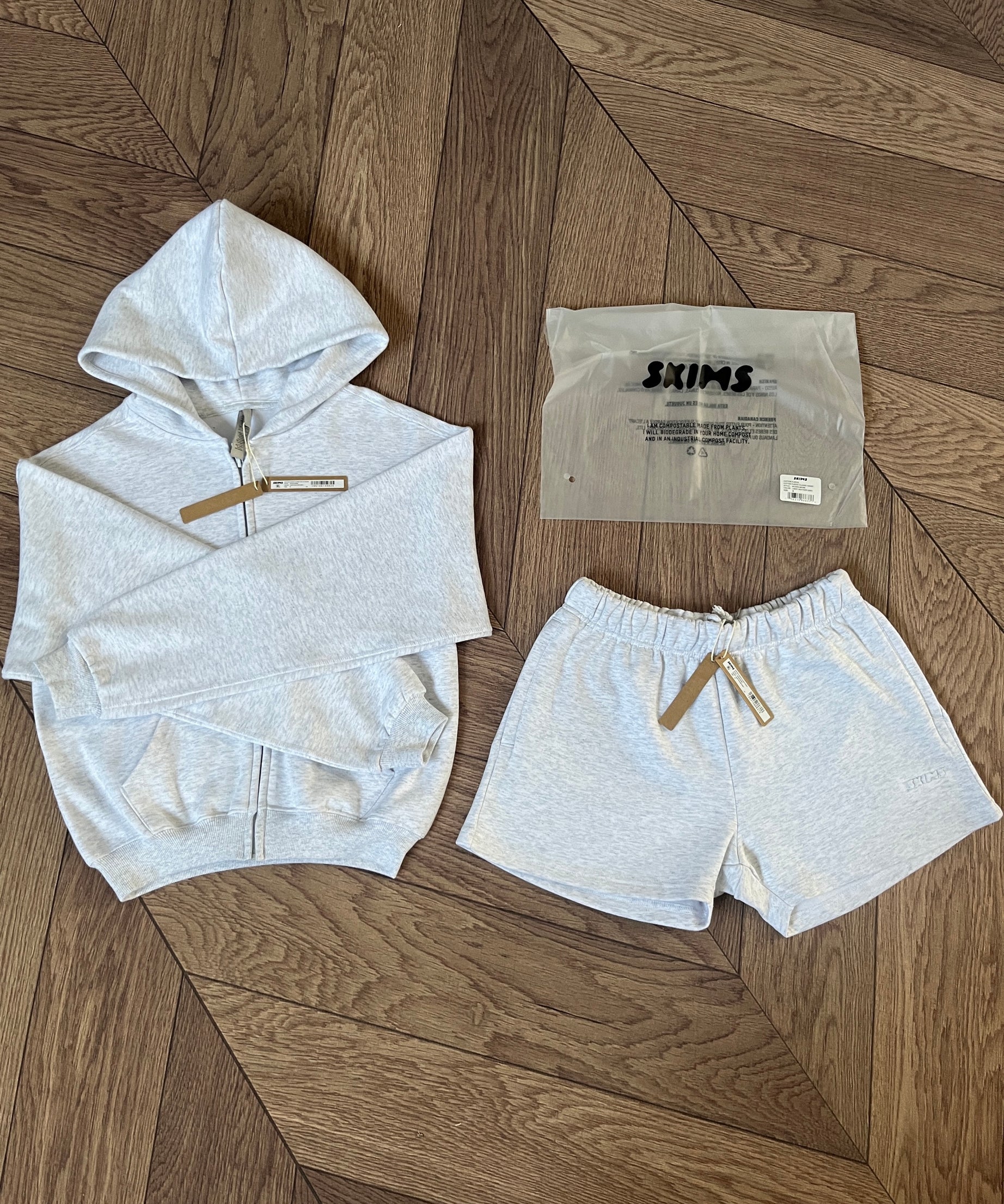 Tracksuits (Scroll down to description to see how to choose your style)