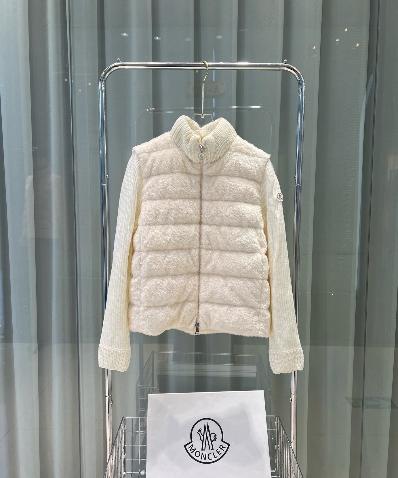Fleece & Knit Jackets