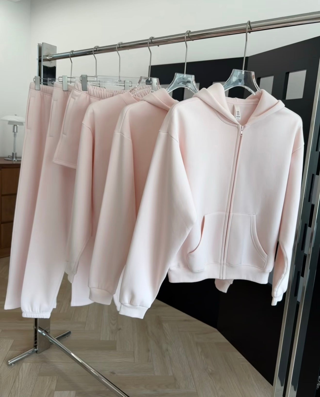 Tracksuits (Scroll down to description to see how to choose your style)
