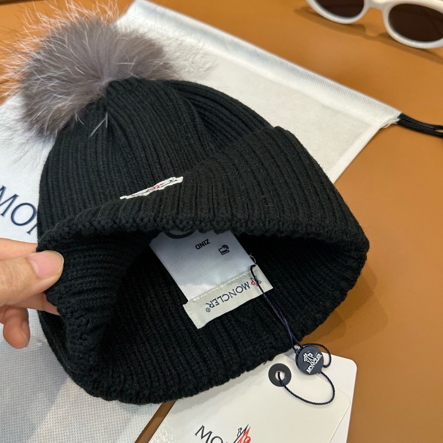 Bobble Hats (Write colour in notes section)