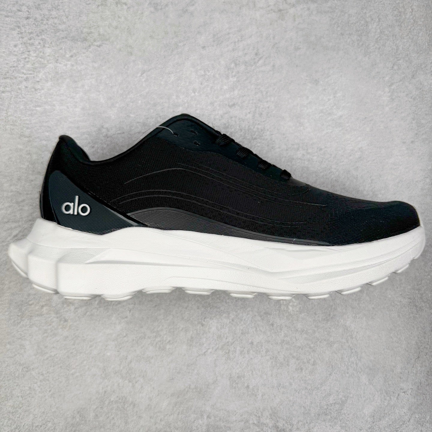 A L O Runners