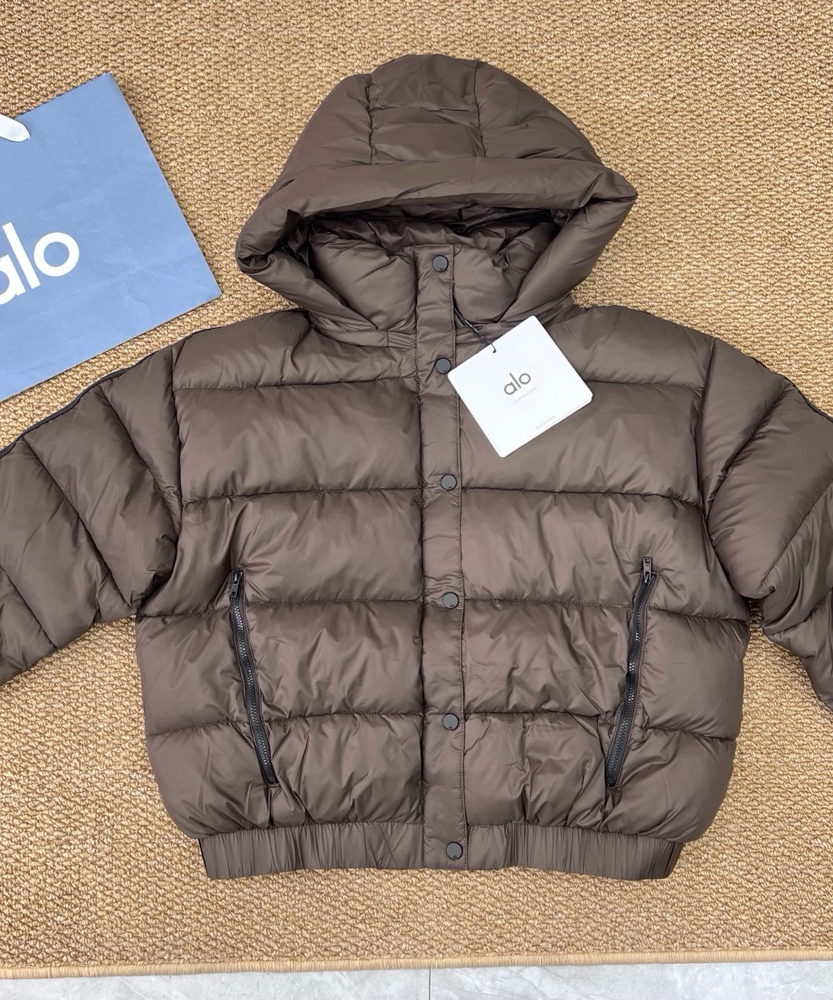 A L O Puffers - Detachable Hood