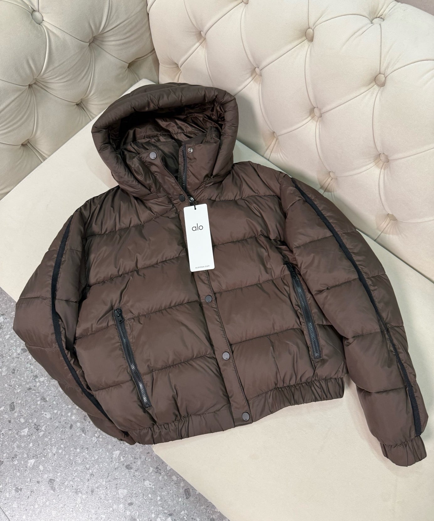 A L O Puffers - Detachable Hood