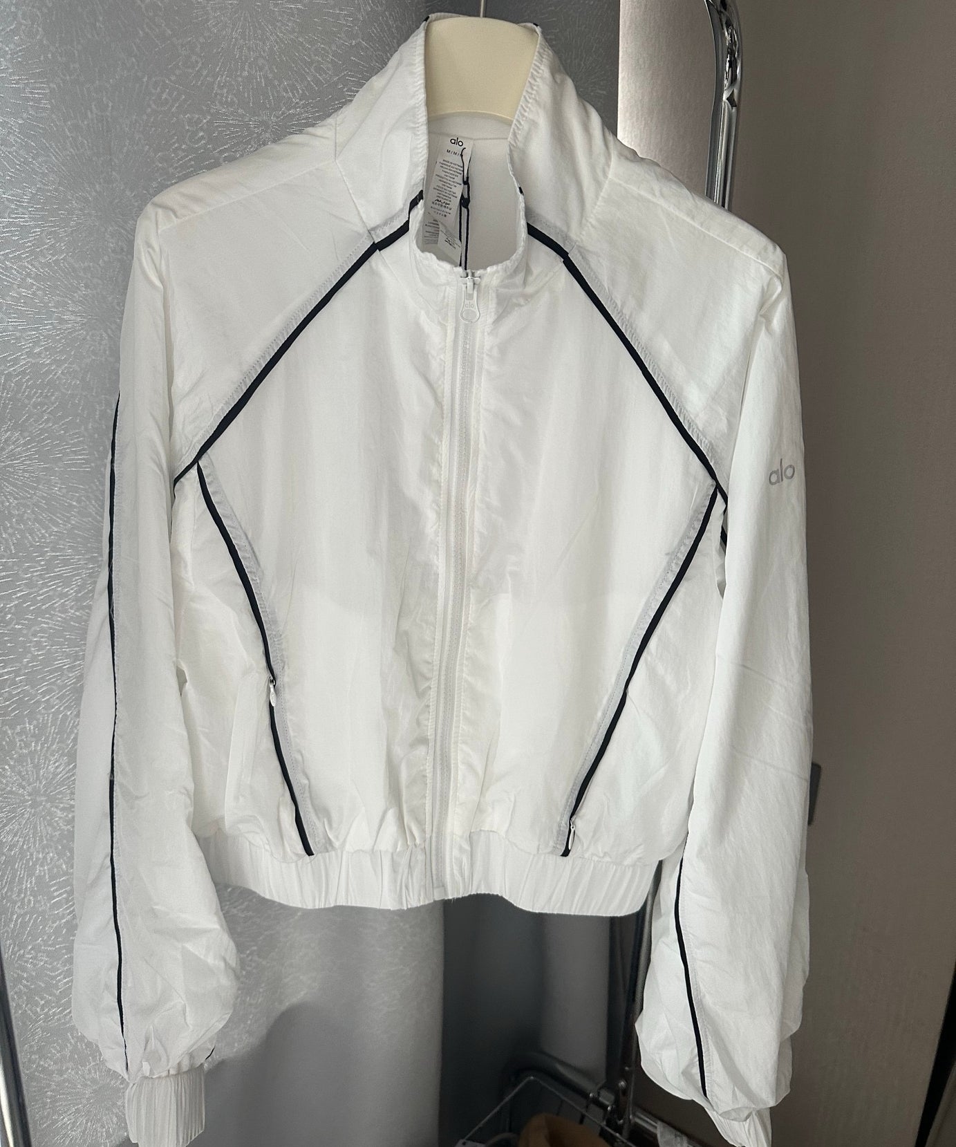 Black & White Jacket & Yoga Set