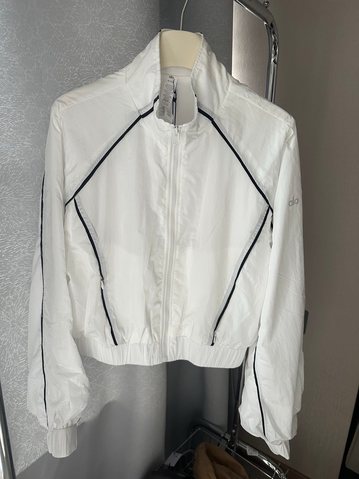 Black & White Jacket & Yoga Set