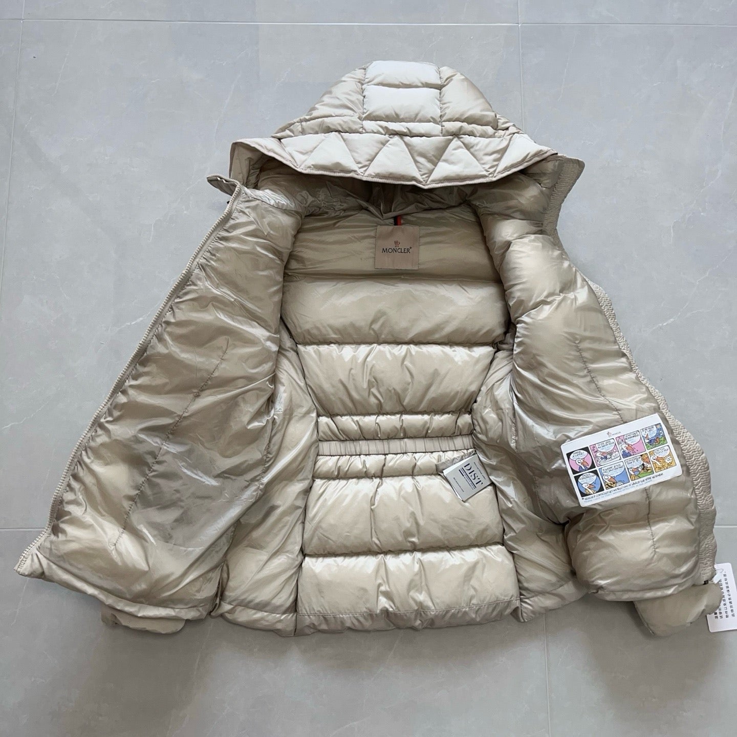 Hooded Puffer Jackets