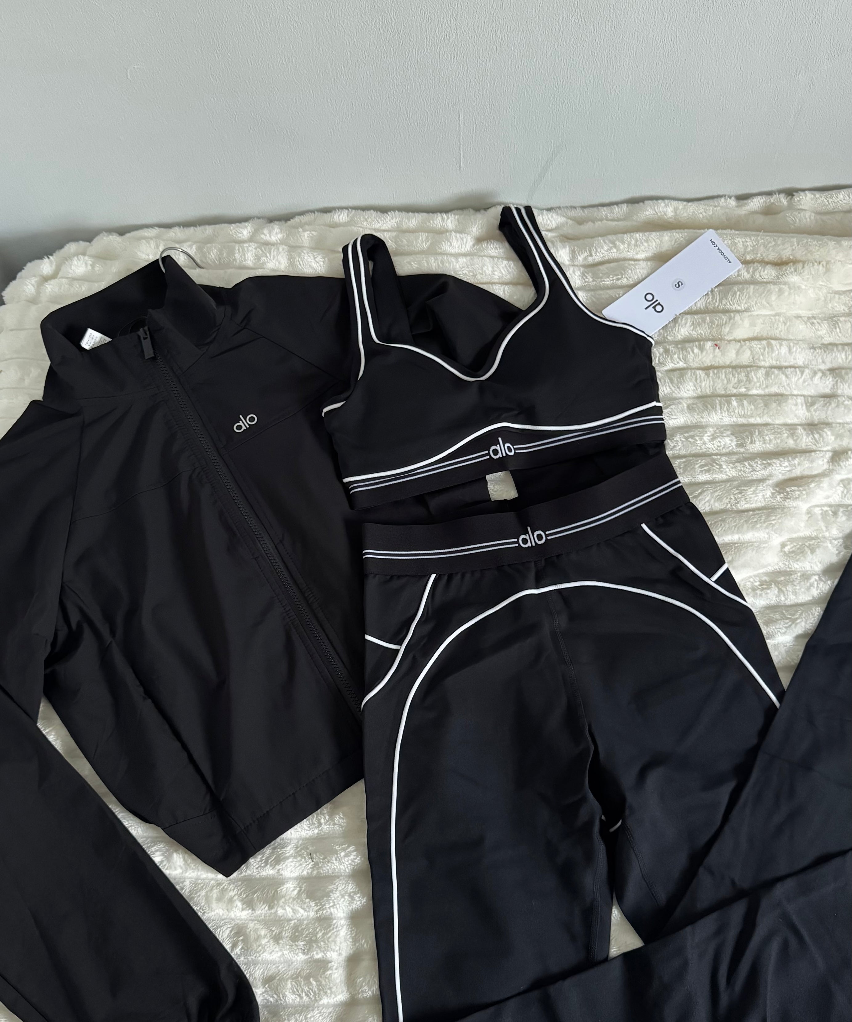 Black Jacket & Yoga Sets