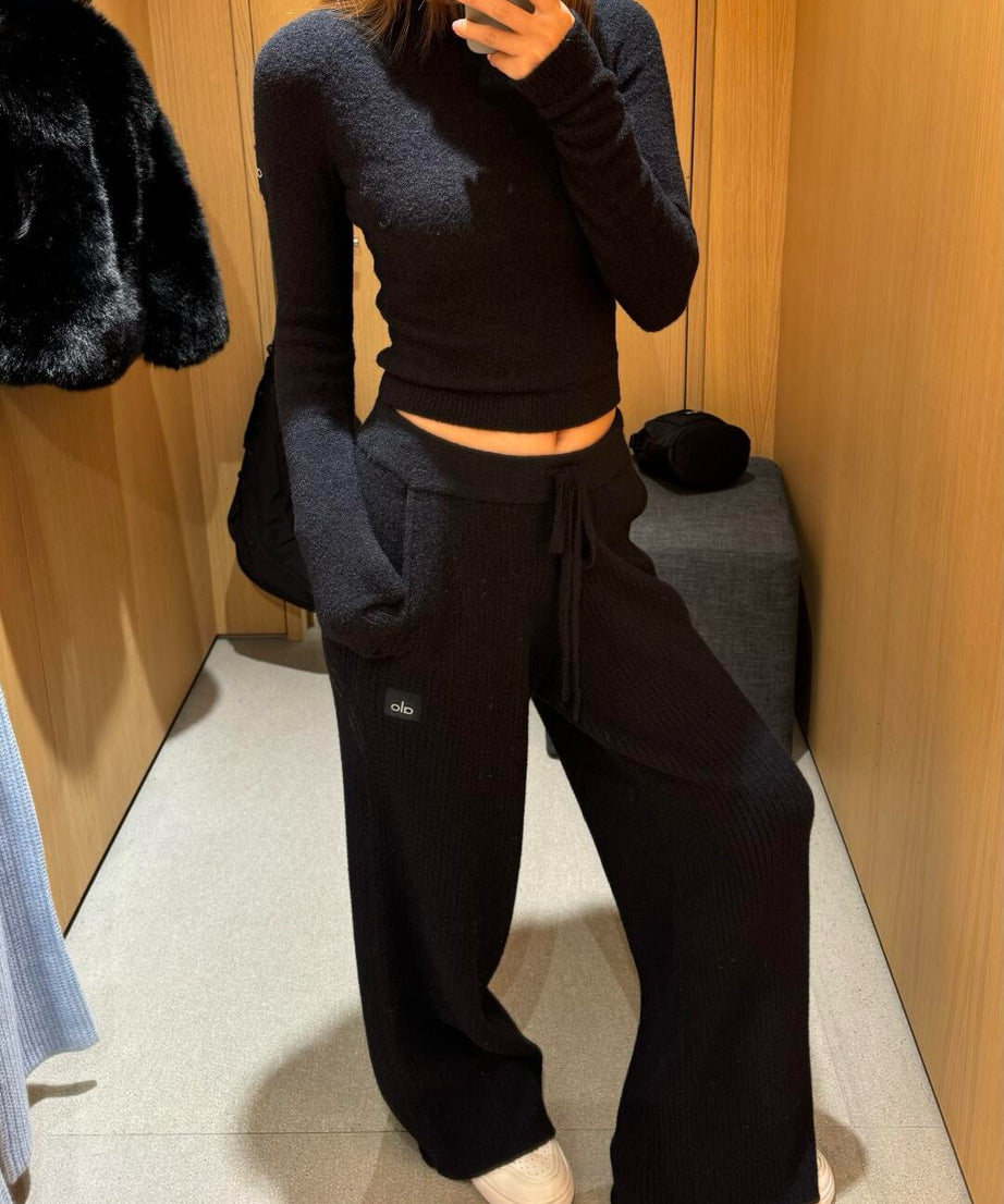 A L O Cosy tracksuit