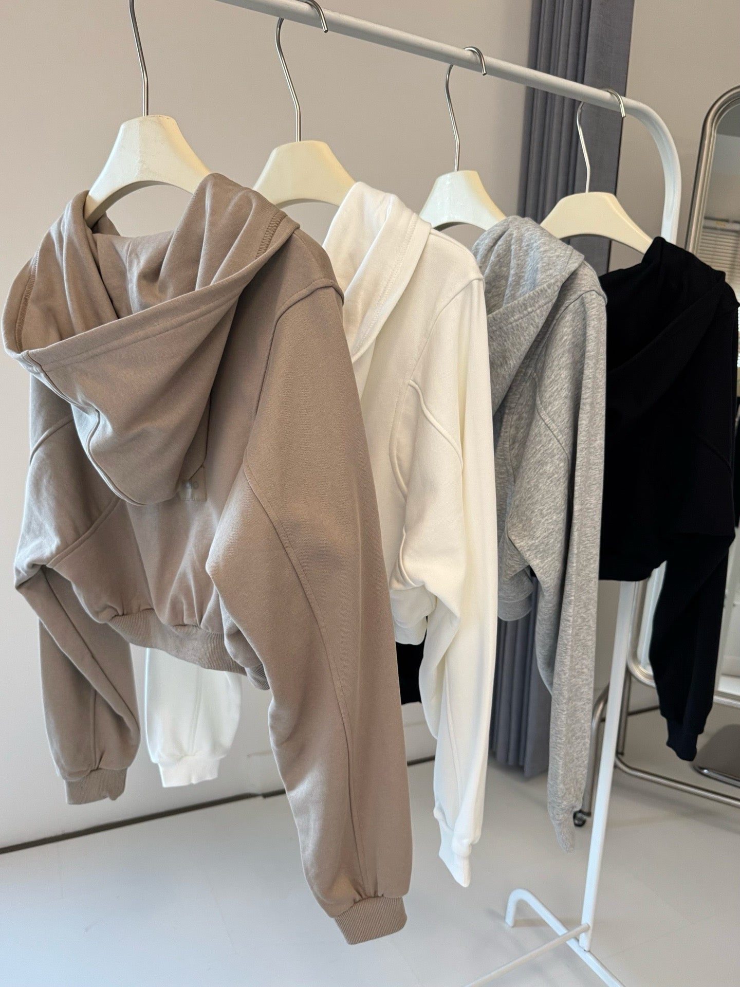 A L O Cropped Hoodies