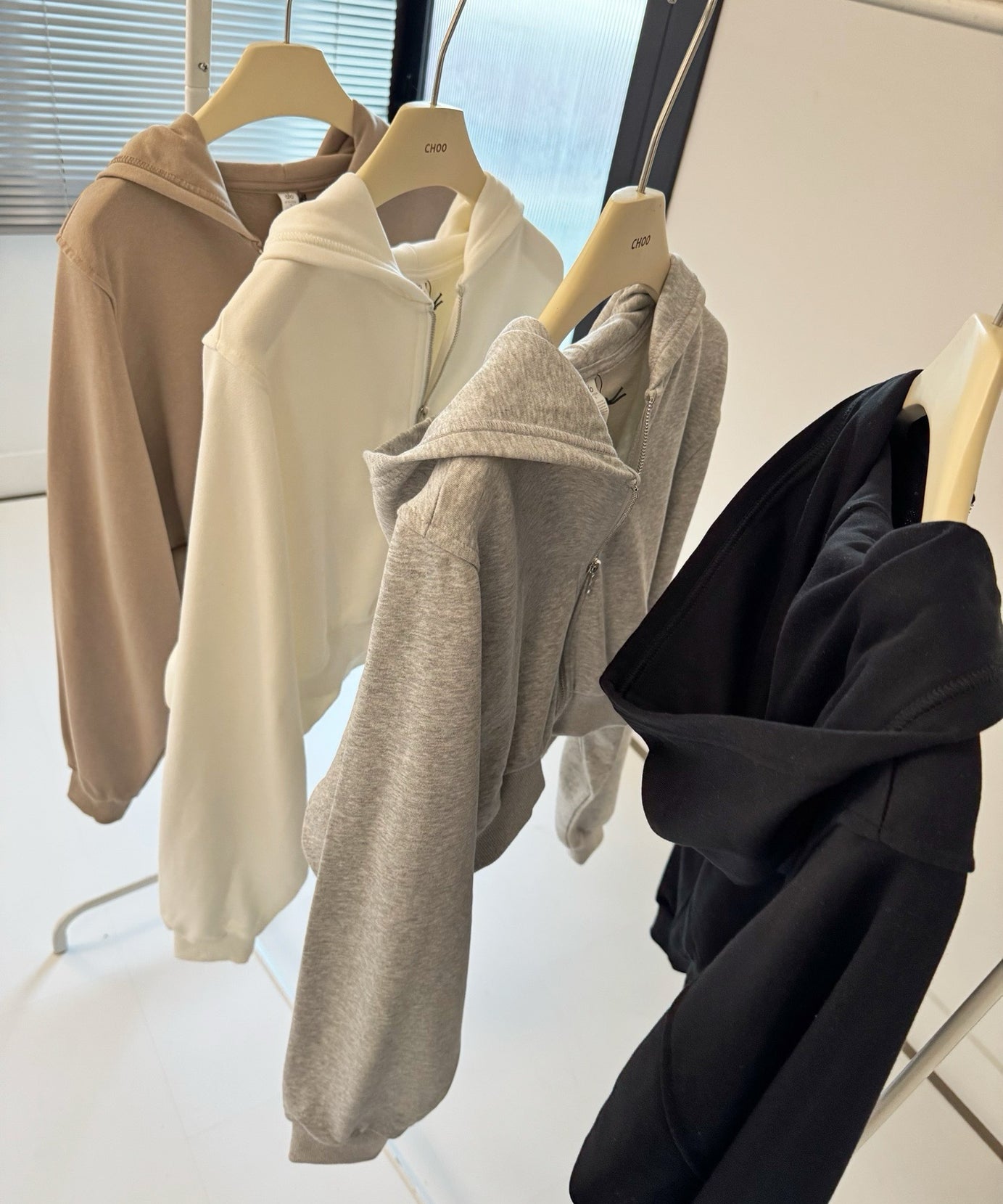 A L O Cropped Hoodies