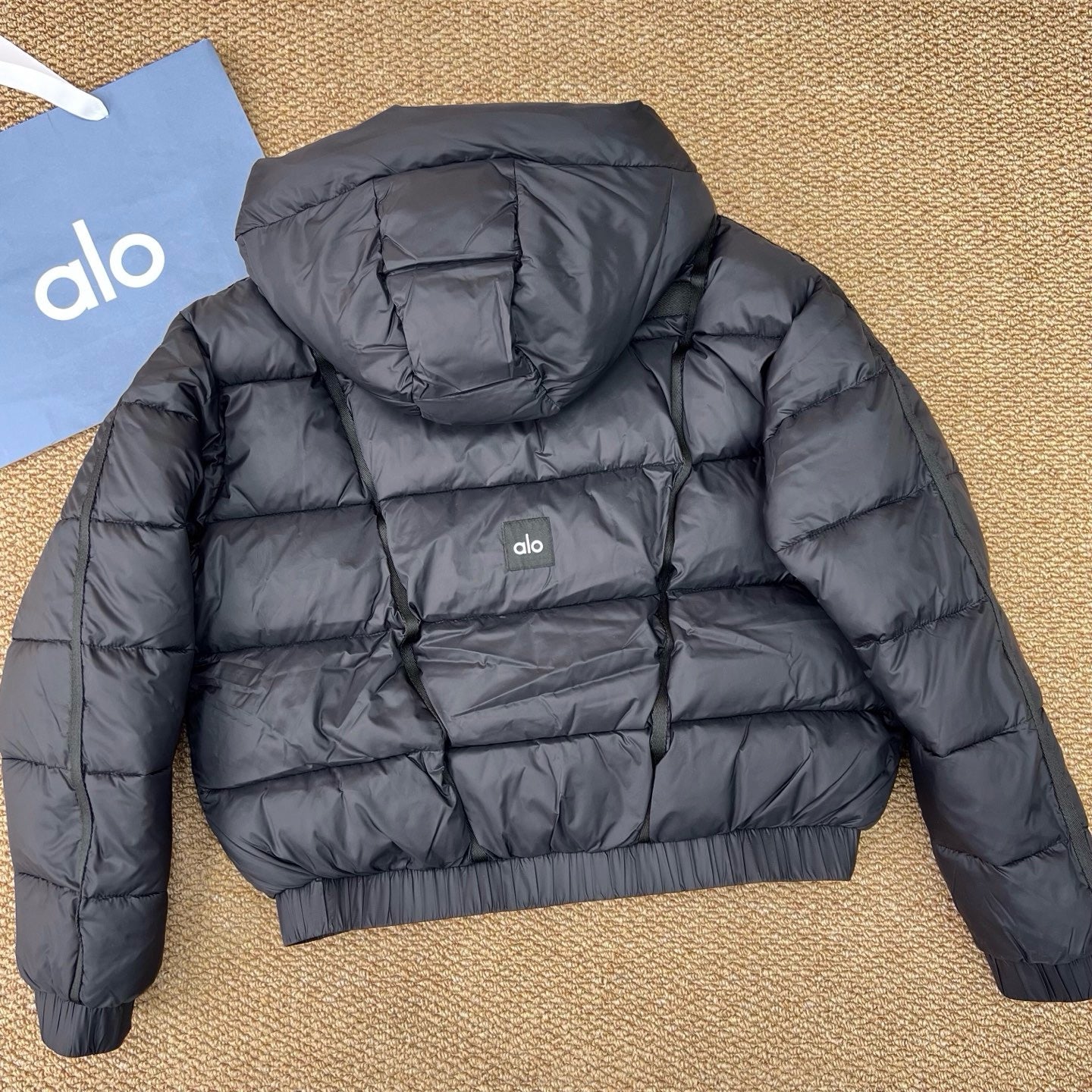 A L O Puffers - Detachable Hood